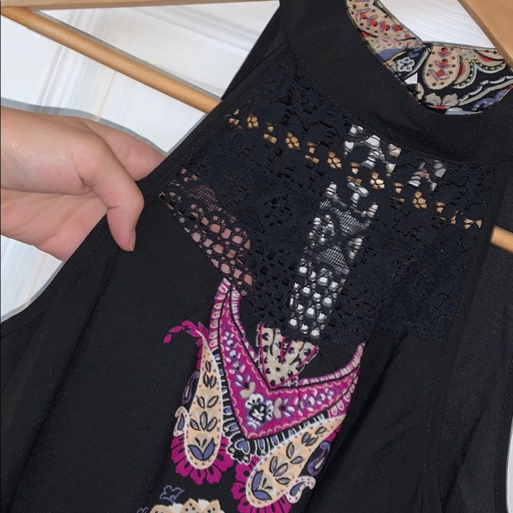 Fun pattern dress - Picture 4 of 7